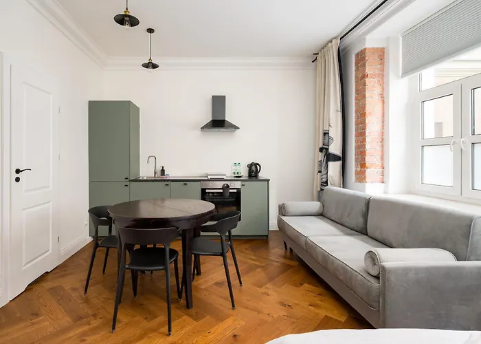 Metro Wilenski #4 By Bookinghost *